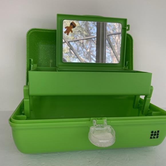 Taste Beauty Sour Patch Kids On The Go Cosmetics Case CABOODLES Palette Make-Up - Picture 12 of 14